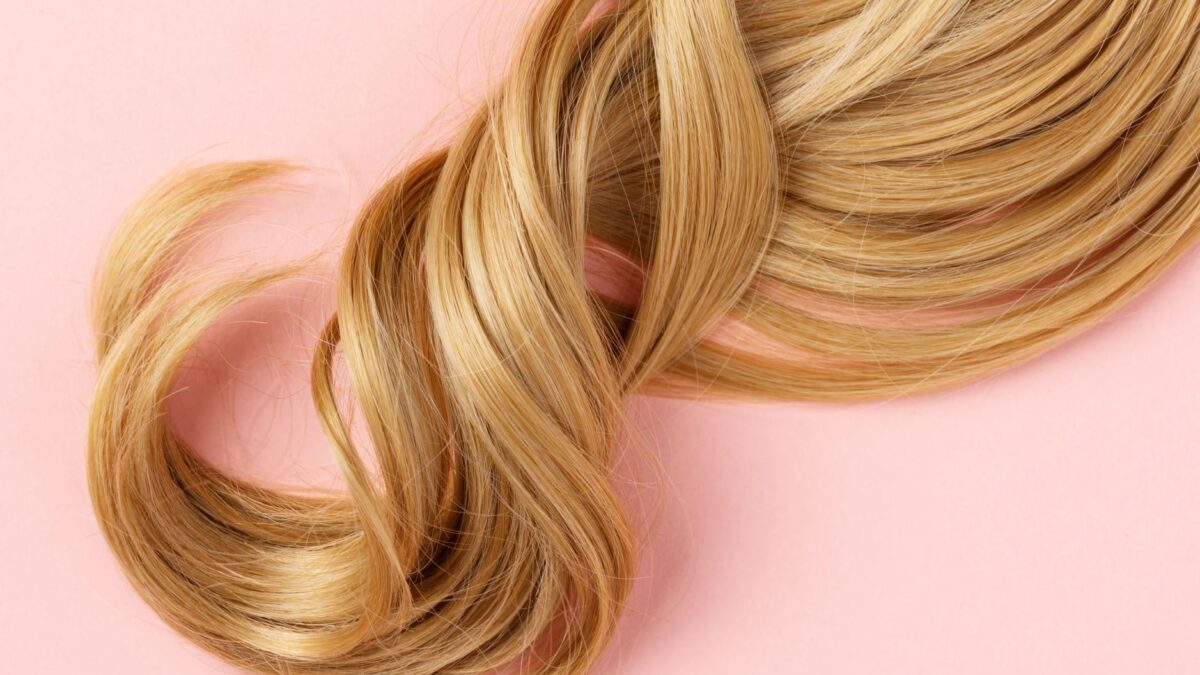 Blondinen aufgepasst Bamboo blonde Haare sind der neue Haartrend