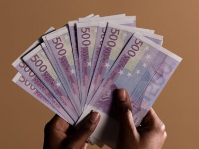 Tijen Onaran Vermögen