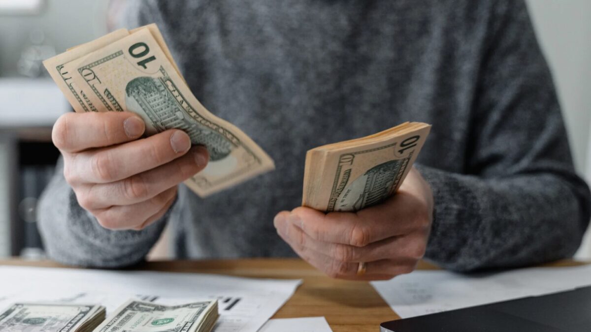 Leyla Lahouar Vermögen: Ein Einblick in das beeindruckende Vermögen einer erfolgreichen Unternehmerin