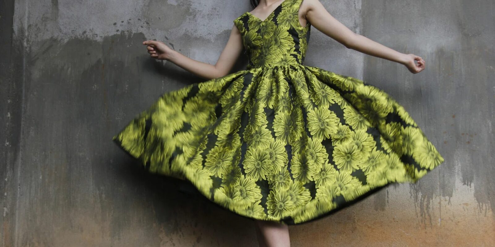 Ana Alcazar Kleid Sale, die farbenfrohe Eleganz der Münchner Marke