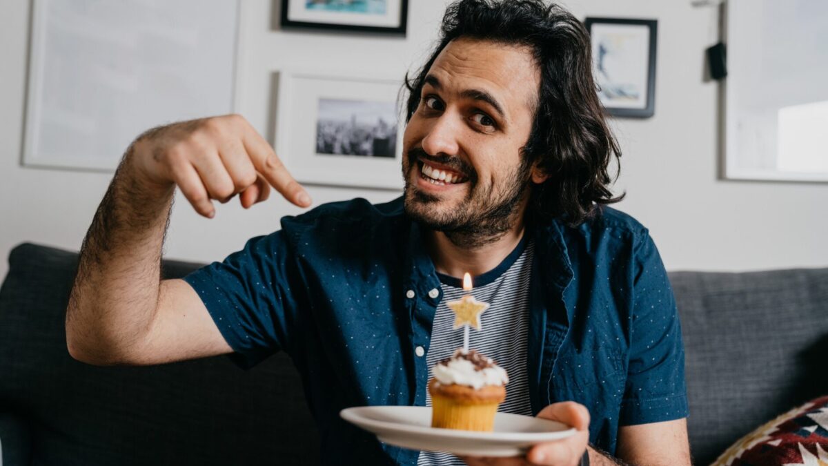 Stilvolle Glückwünsche zum Geburtstag für den Mann mit Herz und Stil