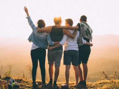 Umarmung denk an dich Sprüche Freundschaft Herzliche Botschaften 